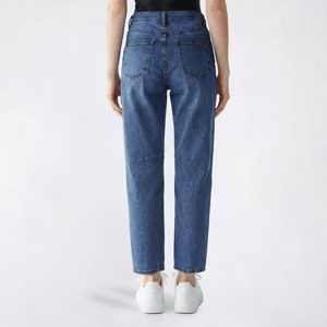 Juniors Wallflower Fearless Curvy Barrel Jeans alternate view